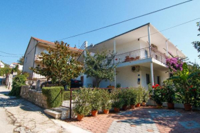  Apartments by the sea Marina, Trogir - 1160  Марина